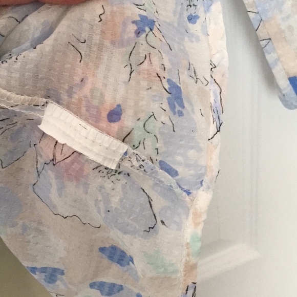 Blouse and Camisole Set by Motherhood Maternity - Picture 7 of 7